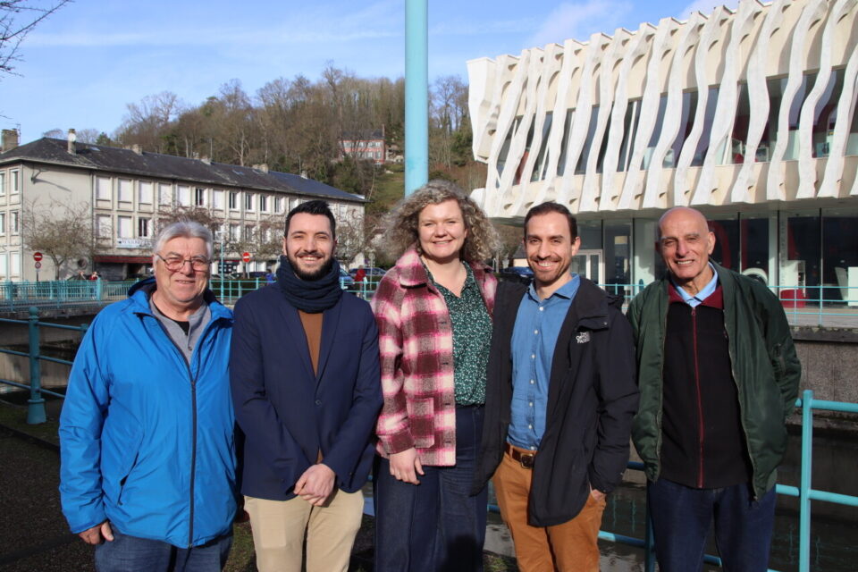 L'équipe de ^ponto 2026 - photo de presse - crédits : l'éveil de Pont-audemer - liste de gauche